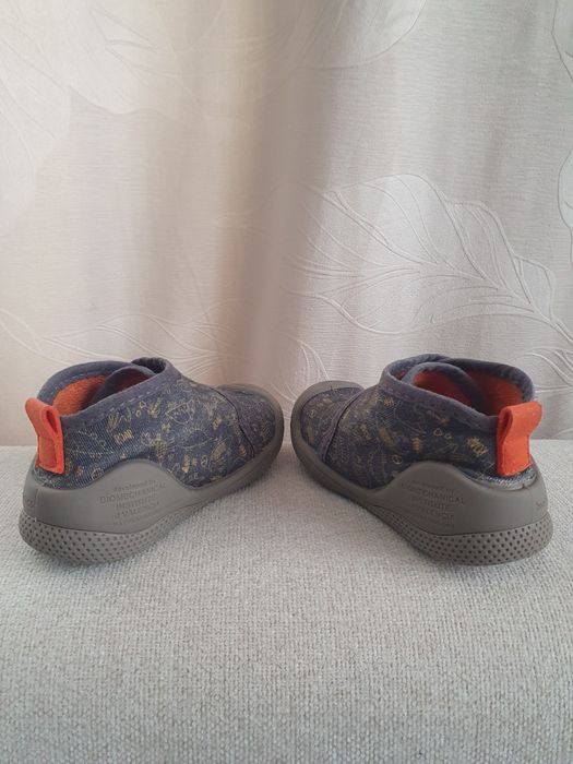 Papuci de interior Biomecanics