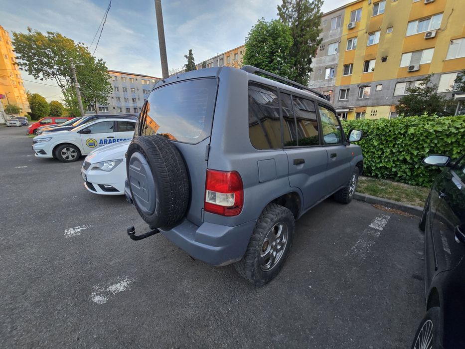 Mitshubishi Pajero Pinin 1.8 mpi cu reductor