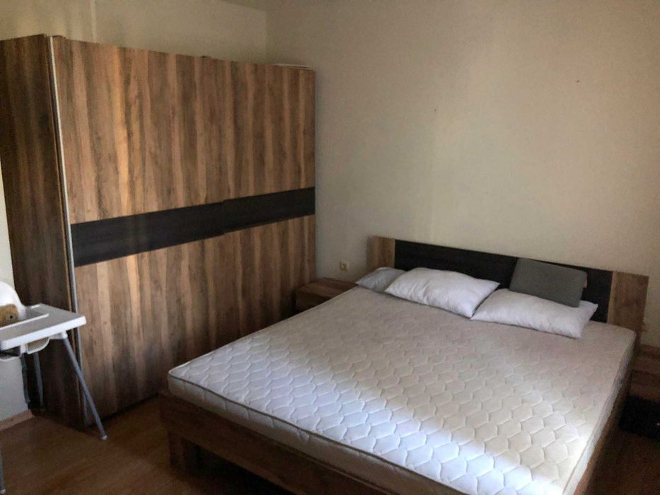 Дава се под наем Тристаен апартамент в Бургас, Зорница - 100 кв.м за 178.5 € - Снимка #15