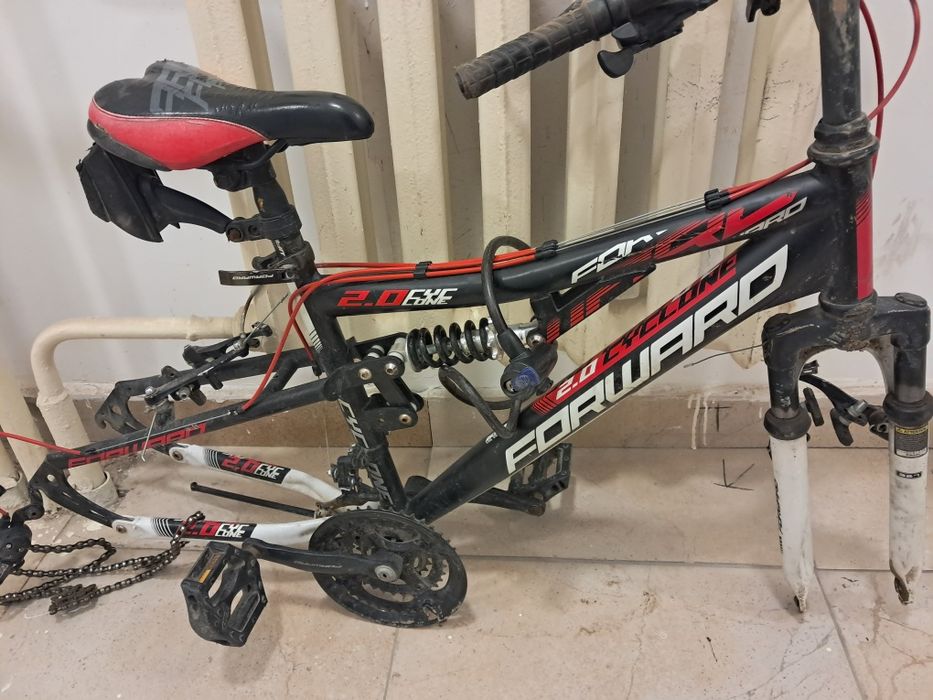 Продам велосипед Forward  без колес.