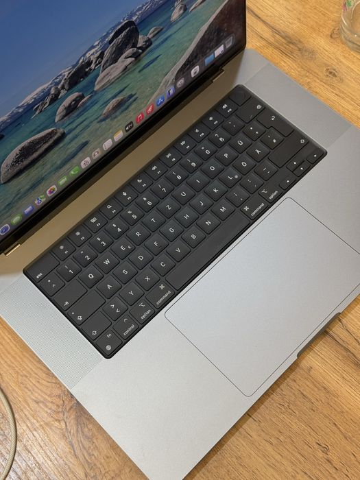 (HOT) MacBook Pro M2 Pro 16/512