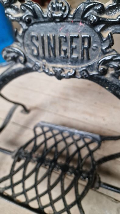 De vânzare mașină de cusut Singer