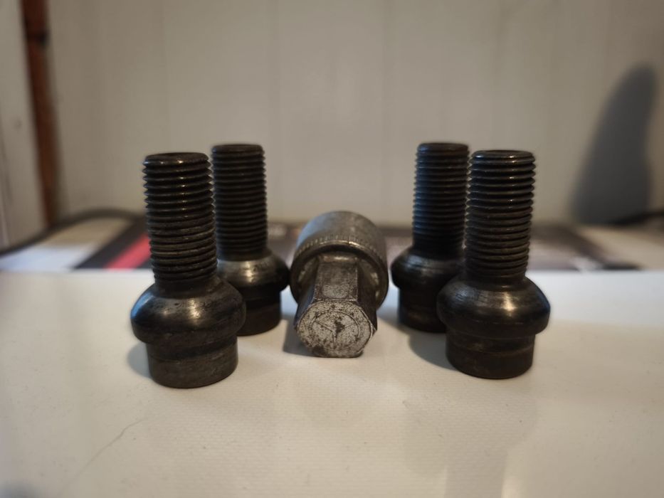 Prezoane antifurt originale