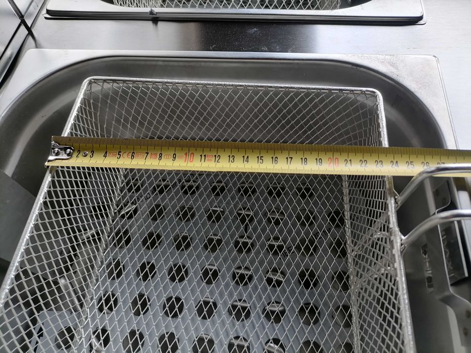 Фритюрник® Професионален Електрически   8+8литра 6kw фритюрник