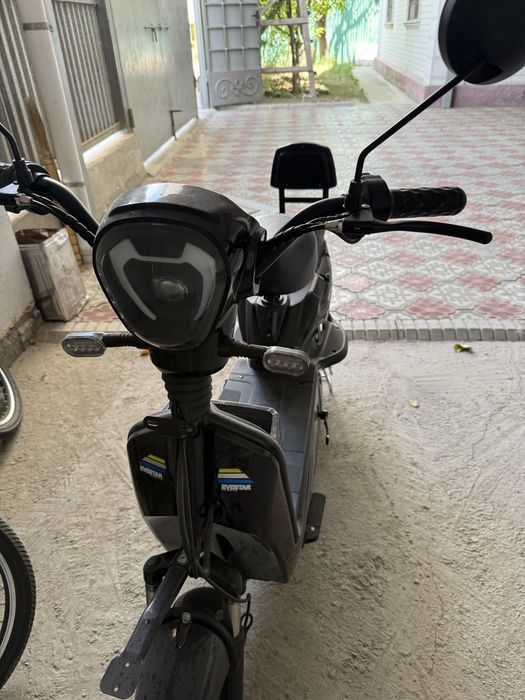 Продам электроскутер