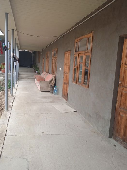 6 sutuqli uy sotiladi