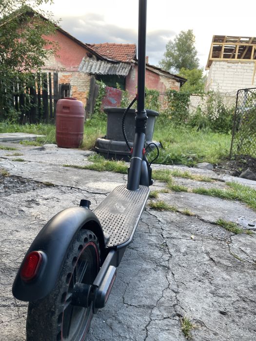 Trotineta hecht 35km/h, si 25 km/h aproape noua