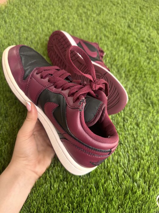 Обувки nike air jordan