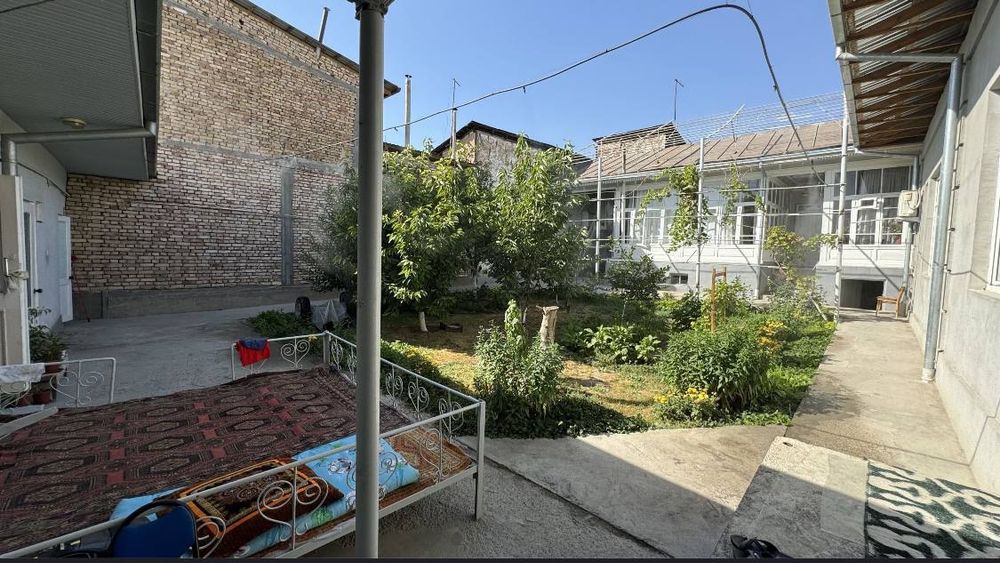 Чиланзар 20-квартал Хайиробод махалля дом участок 5 соток 350 м² жилая