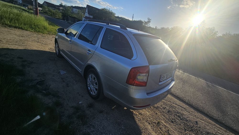 SKODA Octavia 2013 — imagine 5