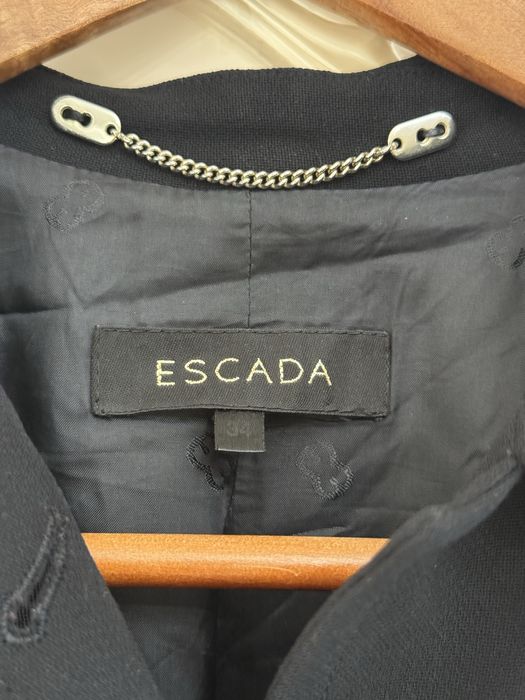 Escada тренч оригинал