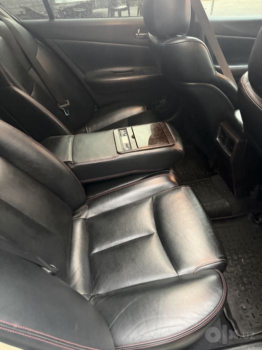 Nissan  Altima в  хорошем  состоянии  год 2009
