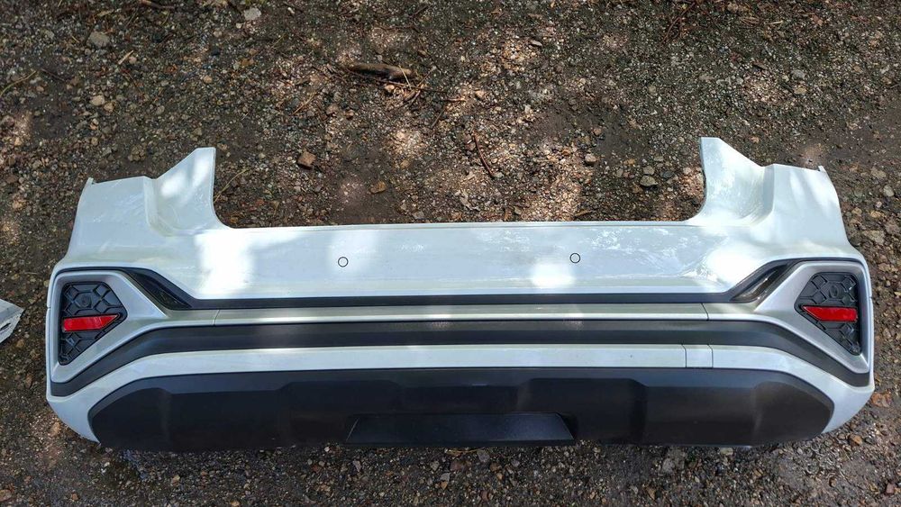 Продавам оригинална задна броня S-LINE за Audi Q2 2023година.