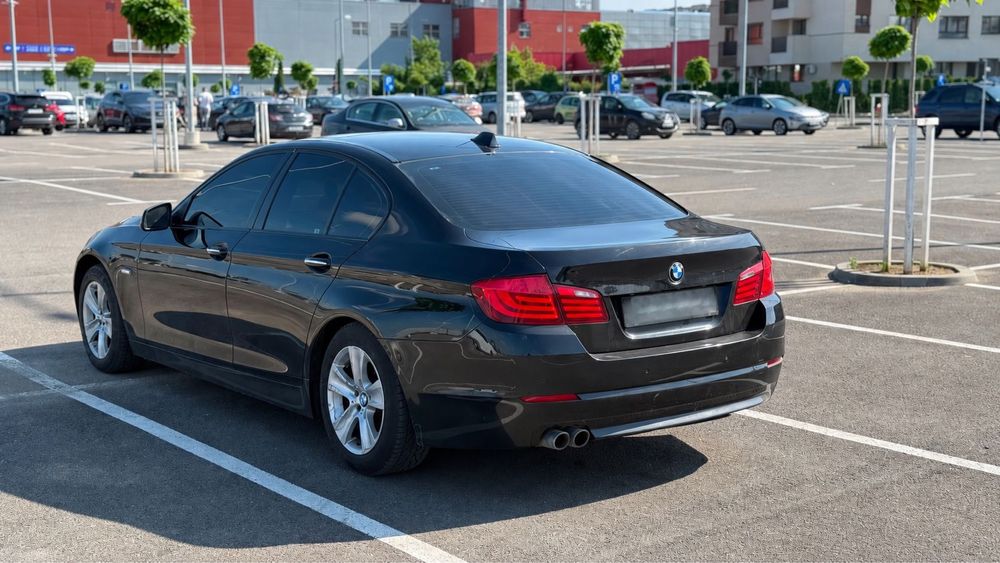 BMW 5 Series 2011 — imagine 3