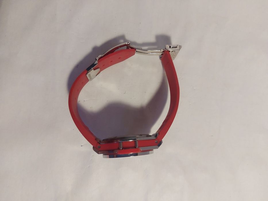 Часы женские HUBIOT