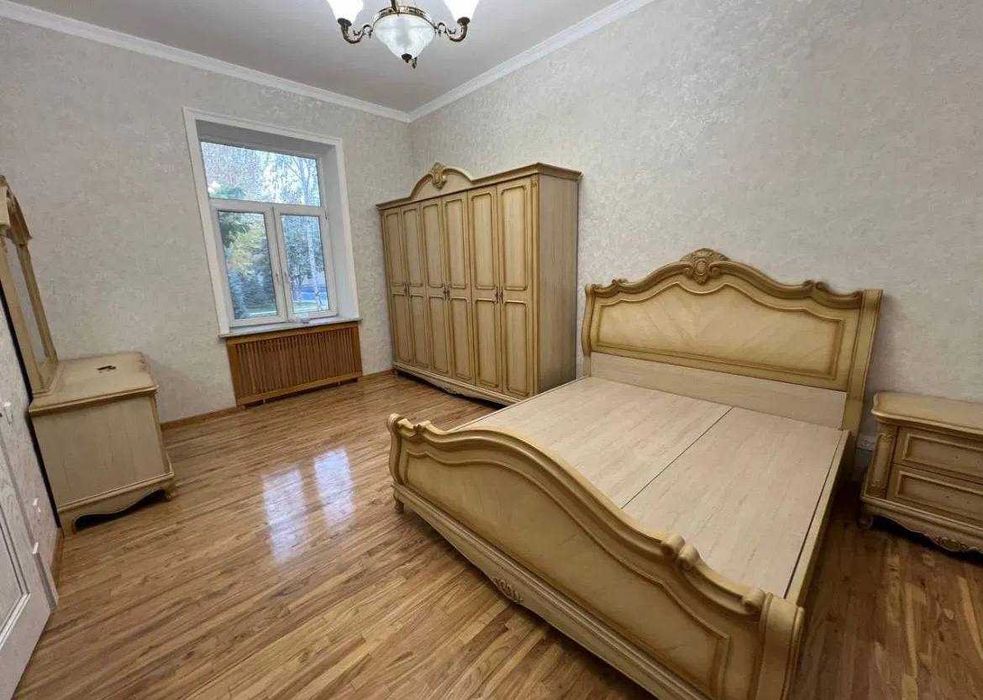 Евродом 8-соток Военный Госпиталь Ясси British school премиум Классика