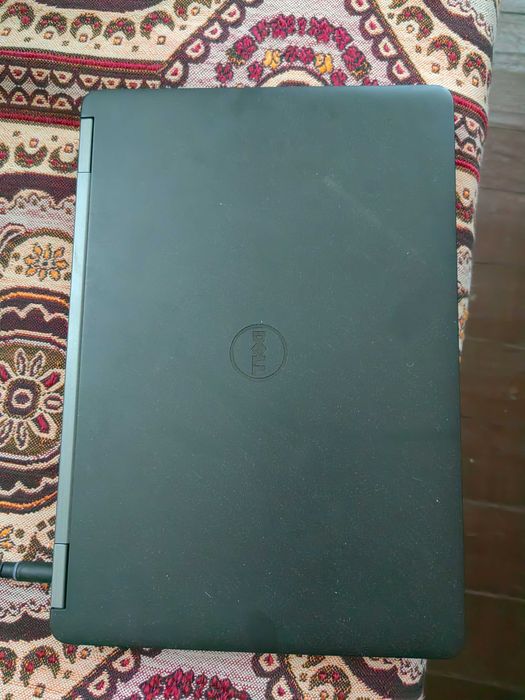 Лаптоп  DELL използван