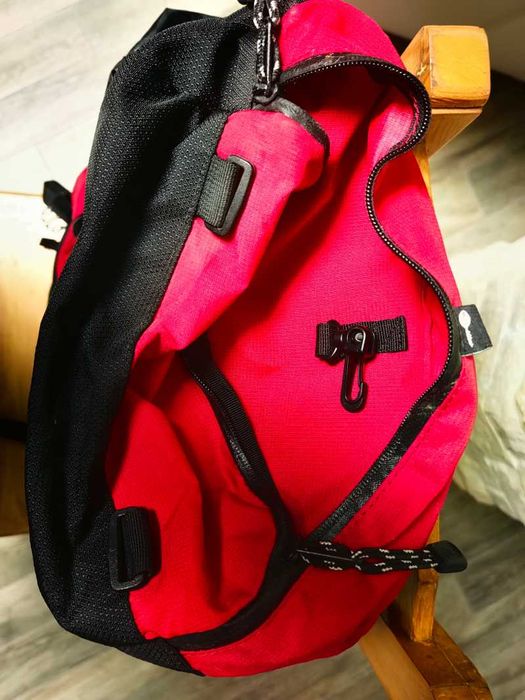 Rucsac McKinley Outbac 40 - roșu-negru ca nou