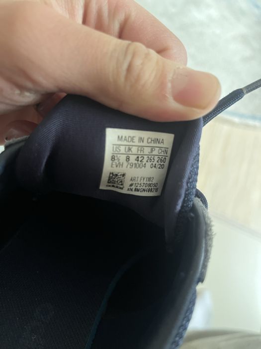 Адидас кросс продам оригинал можете проверит