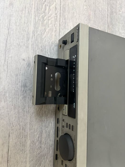 Panasonic SV-3800 Professional DAT Recorder