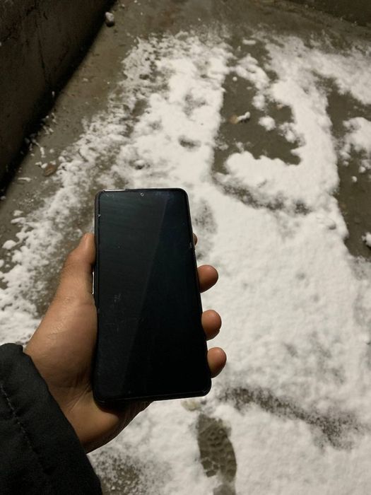 POCO F3 karobka dok bor