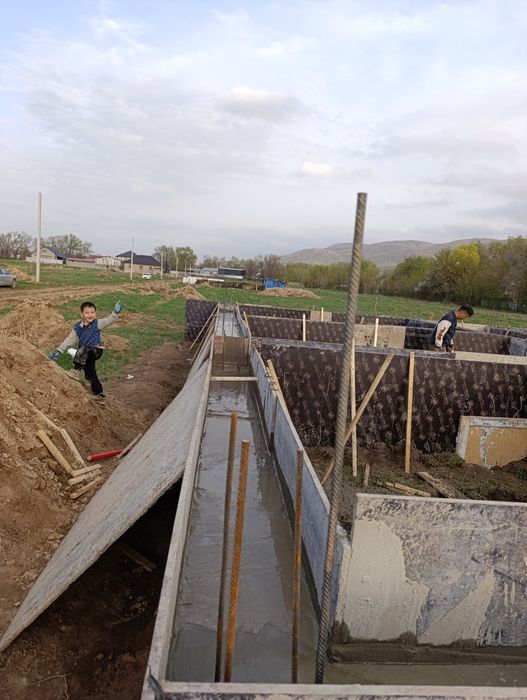 Заливка фундамента