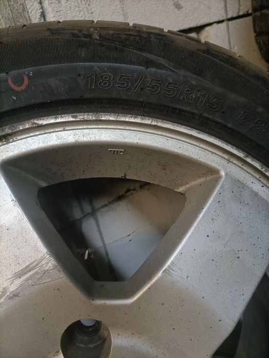 De vânzare toți de aliaj