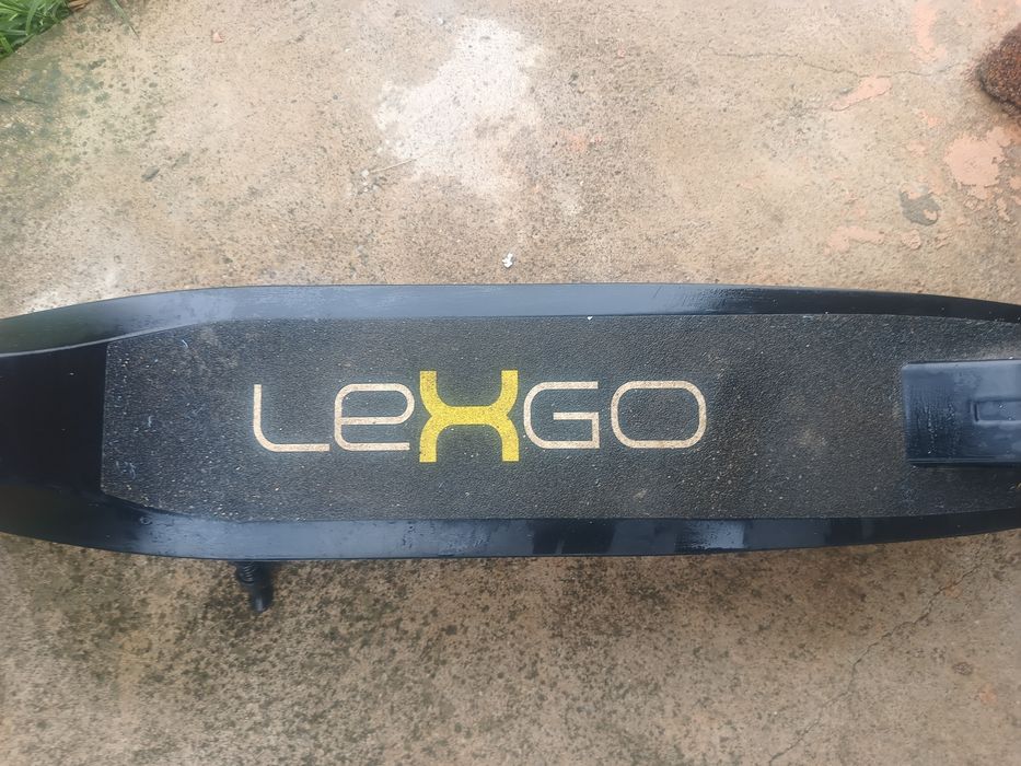 Trotineta electrica lexgo nouă