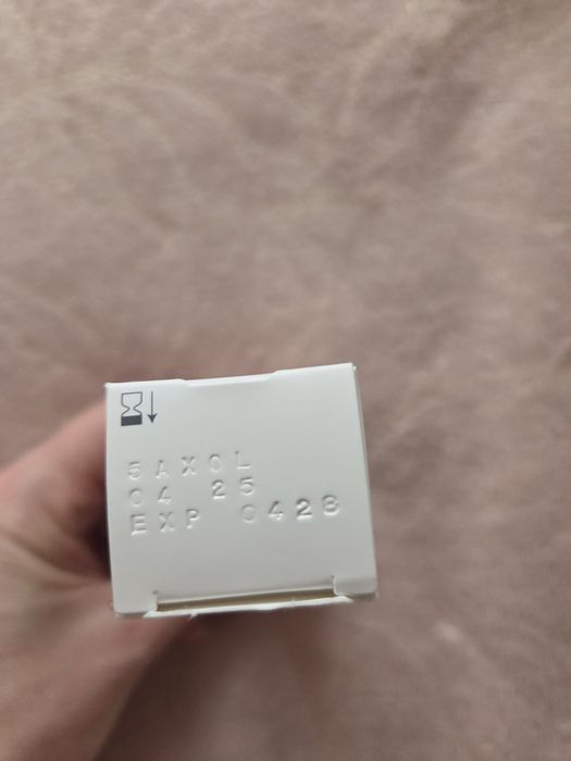 Crema calmanta pentru conturul ochilor,  Avene