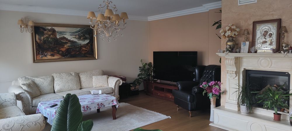 Прекрасен тристаен апартамент на метри от парк Бистрица