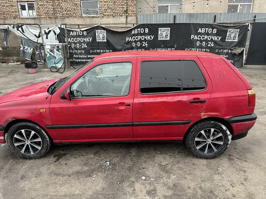 Гольф 3 1995г  продаю срочно