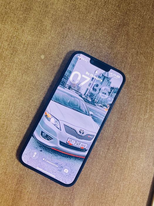 Продается iPhone 13