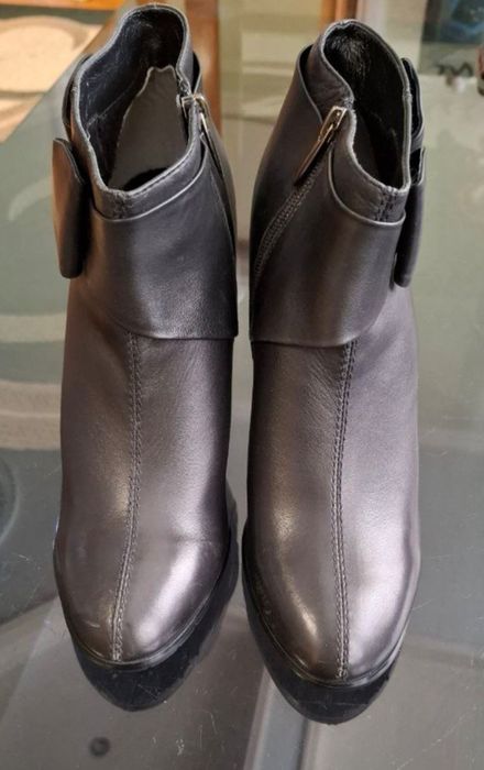 Женские сапожки (демисезонные)