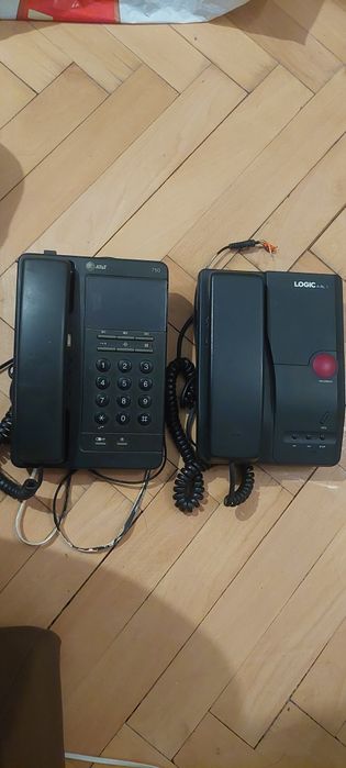 Lot 4 telefoane fixe (Siemens, Telekom, AT&T, Logic) + cabluri conexiune