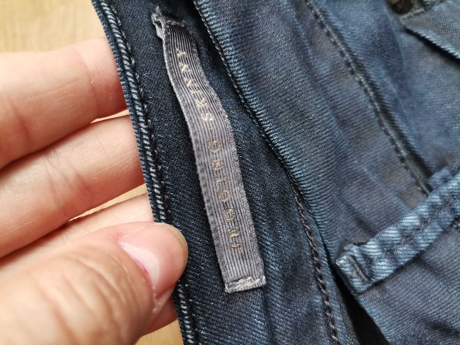 Дамски дънки Guess. Размер 36