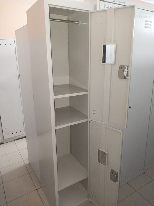 Шкаф металический  для раздевалок