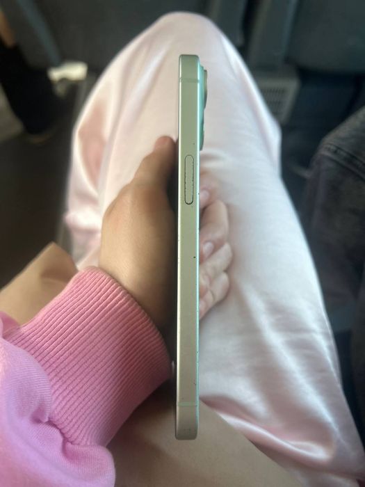 Продам айфон 15 в отличном сосоянии