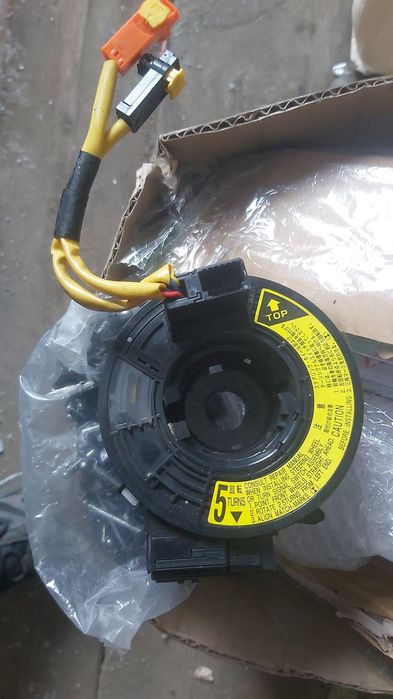 Шлейф руля ,тойота раф4.