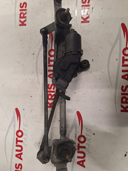 Моторче - механизъм предни чистачки Opel Insignia / Опел Инсигния 2010