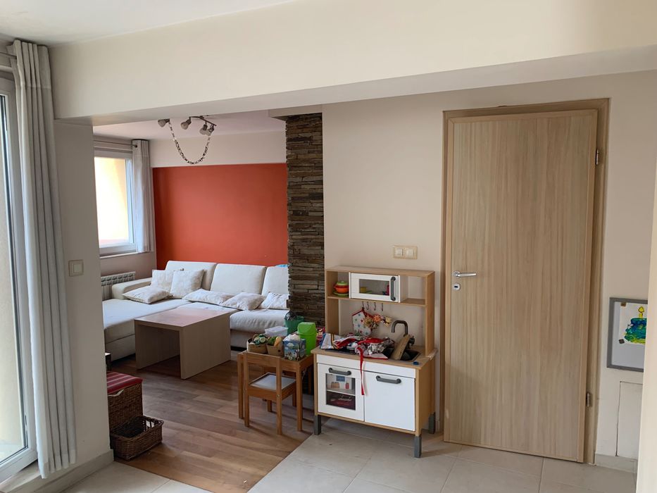 Обзаведен голям двустаен апартамент за продажба в София, кв. Младост 2