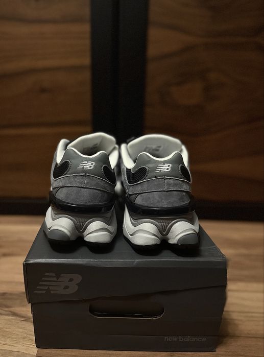 New Balance 9060