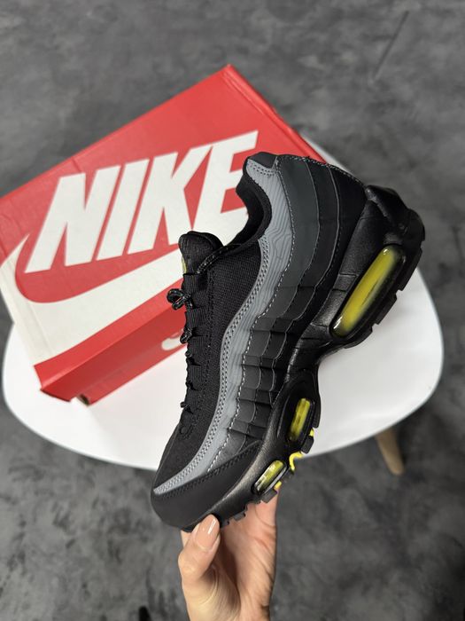 Nike Air Max 95 Big Bubble Batman