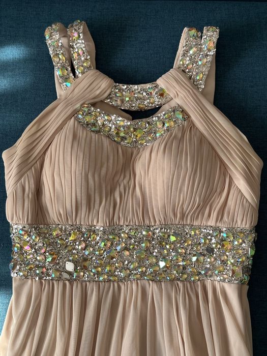 Платье вечернее