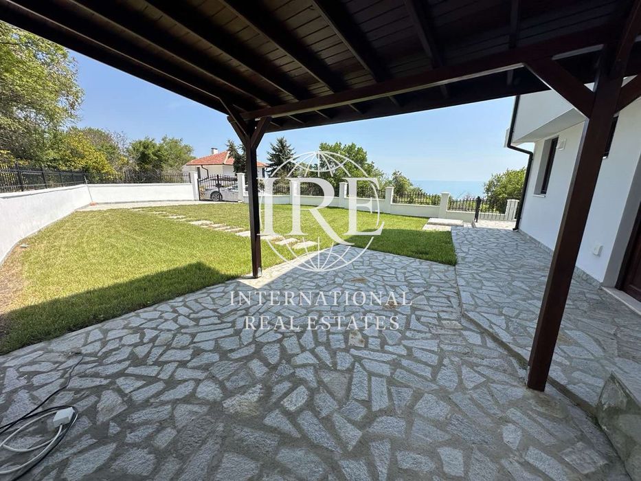 Къща в Добрич, област-гр.Балчик площ 160 цена 264900