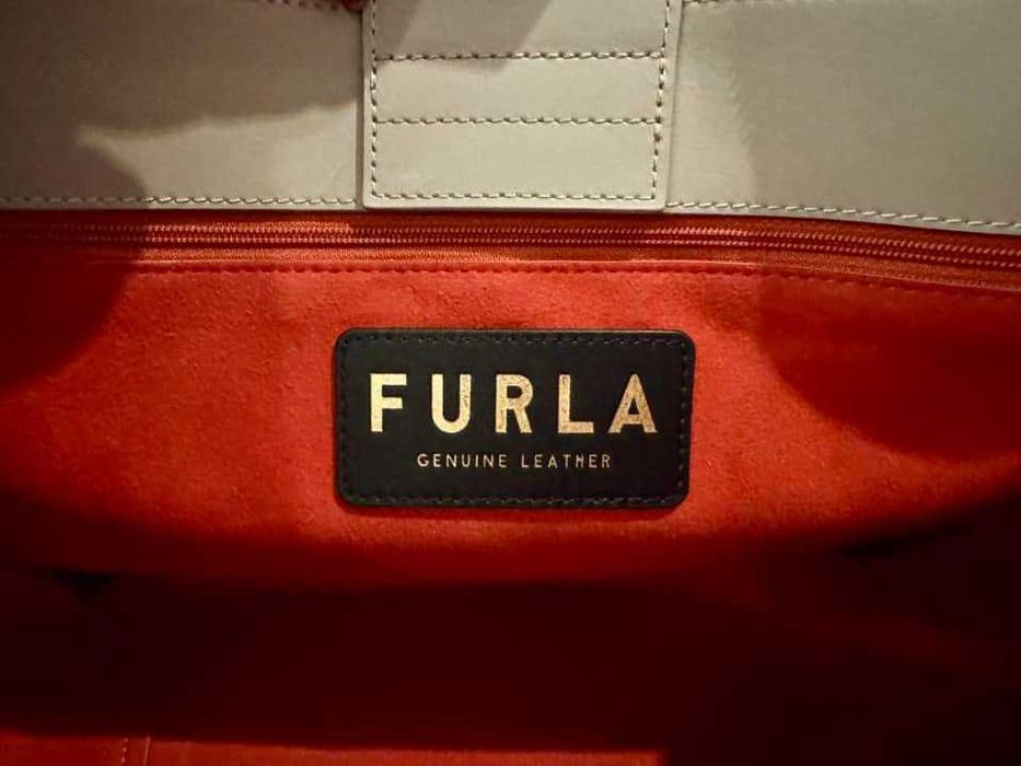 Чанта Furla от естествена кожа