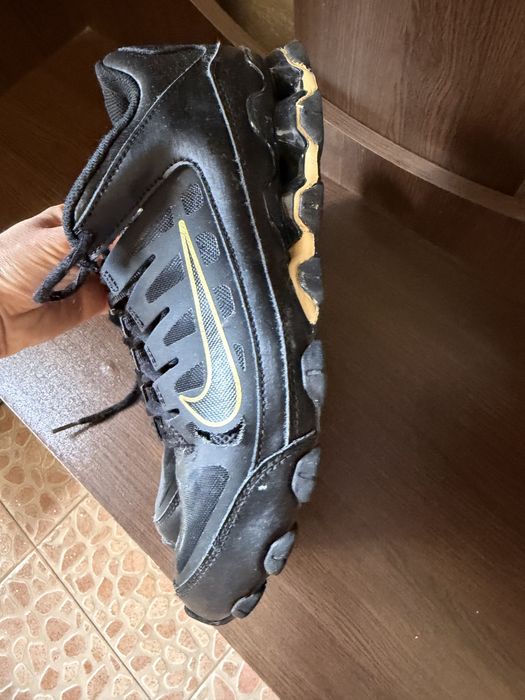 Nike мъжки маратонки 41 номер