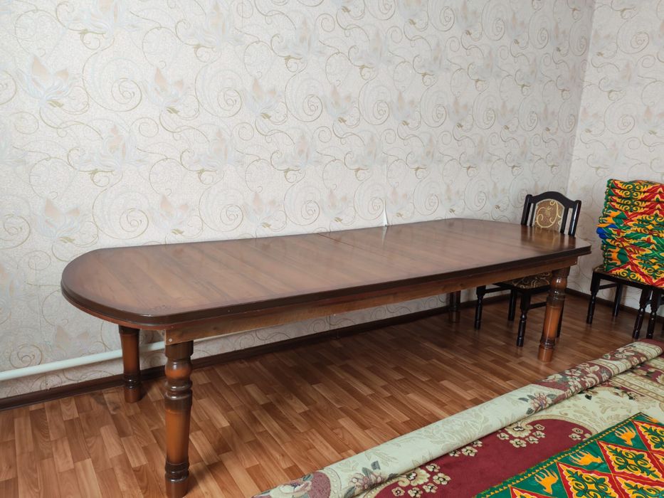 Стол стульями 12 штук