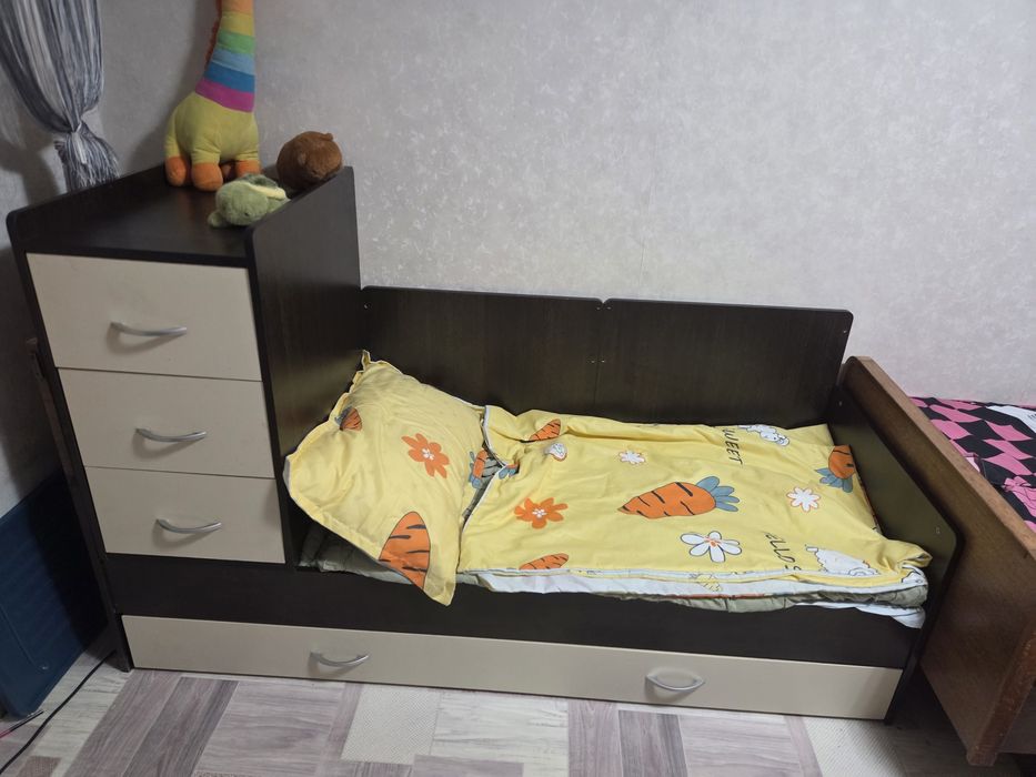 Продам детскую кроватку.