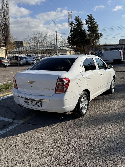 Chevrolet Cobalt 2024 — 5