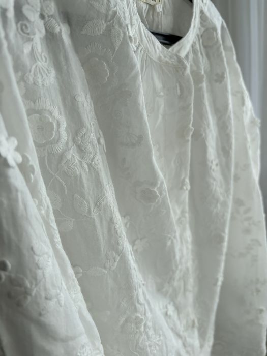 Продам новую блузку Colins